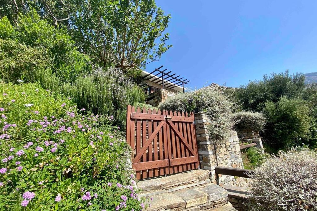The Old Stone Cottage 카리스토스 외부 사진